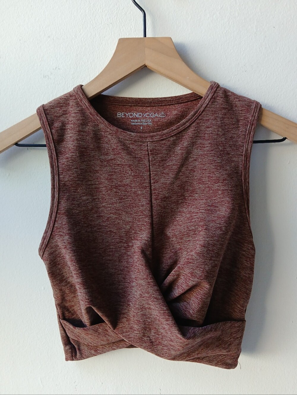Beyond Yoga Twist Front Bra Top Brown Women's Small